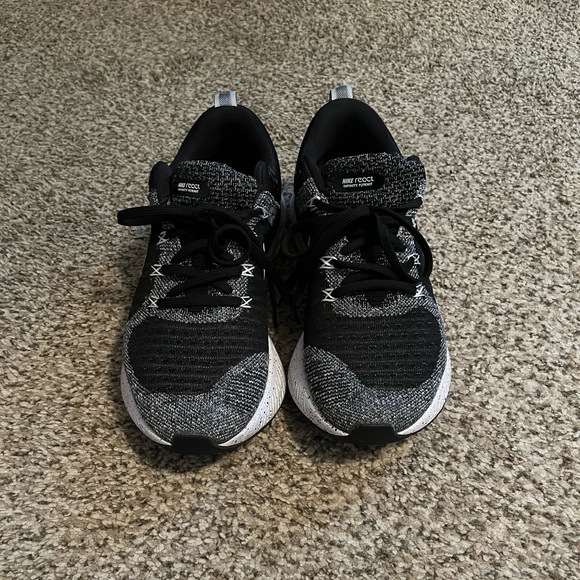 Nike React Infinity Run Flyknit 2 - Picture 3 of 9